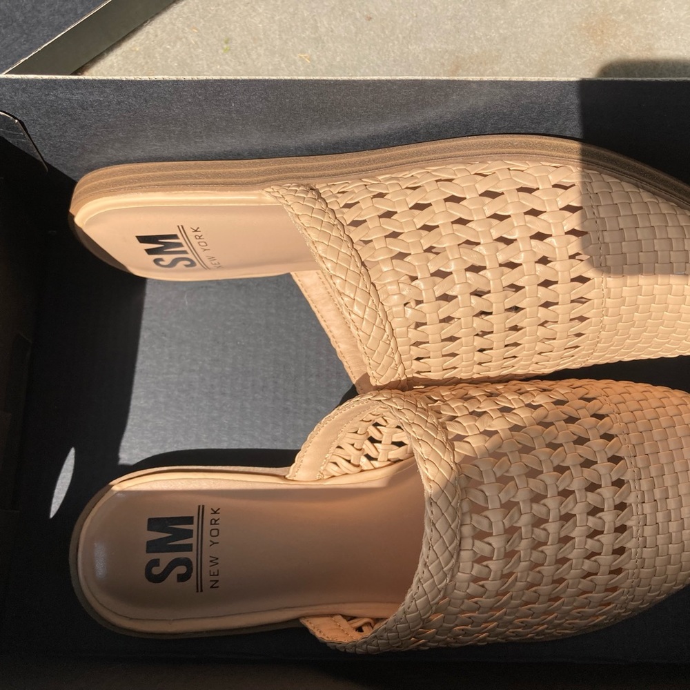 Dress shoes